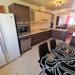 70m Vom Entfernt- Mit Ac Und Wifi By Interhome Apartmán *