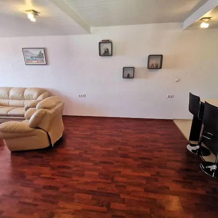 70m Vom Entfernt- Mit Ac Und Wifi By Interhome *