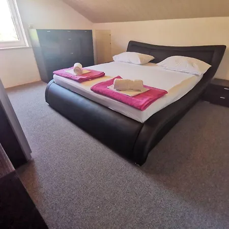 70m Vom Entfernt- Mit Ac Und Wifi By Interhome *