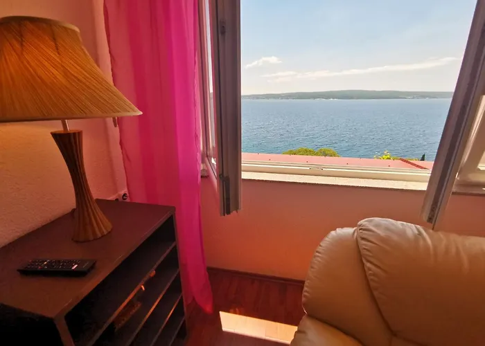 70m Vom Entfernt- Mit Ac Und Wifi By Interhome *