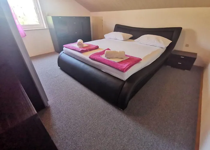 70m Vom Entfernt- Mit Ac Und Wifi By Interhome *